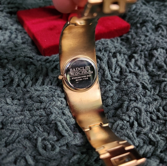 Badgley Mischka Gold Watch - Picture 7 of 8